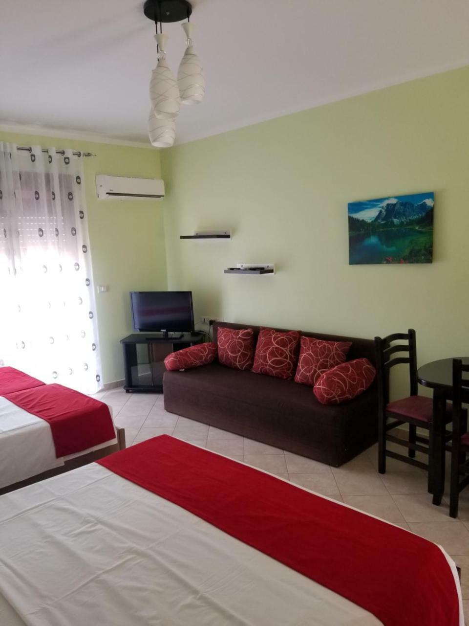 Gjoci Hotel